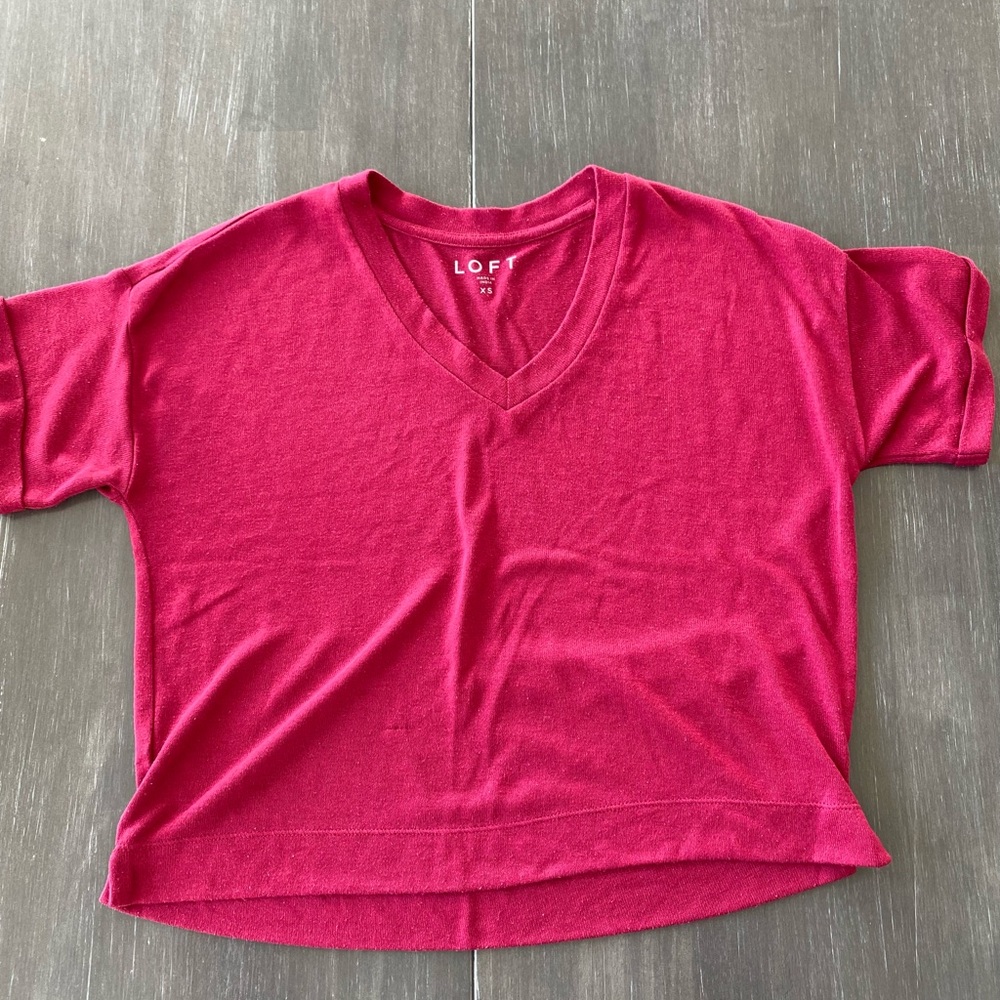 LOFT Magenta Short Sleeve Tee